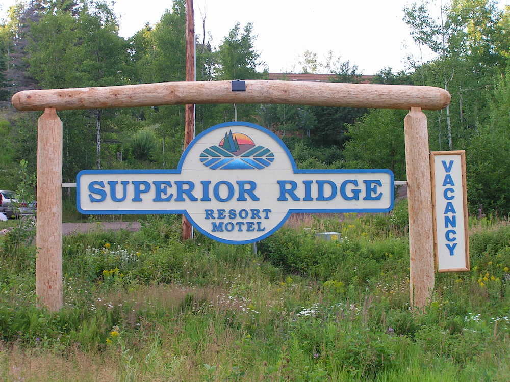 Superior Ridge Resort Motel Schroeder Экстерьер фото