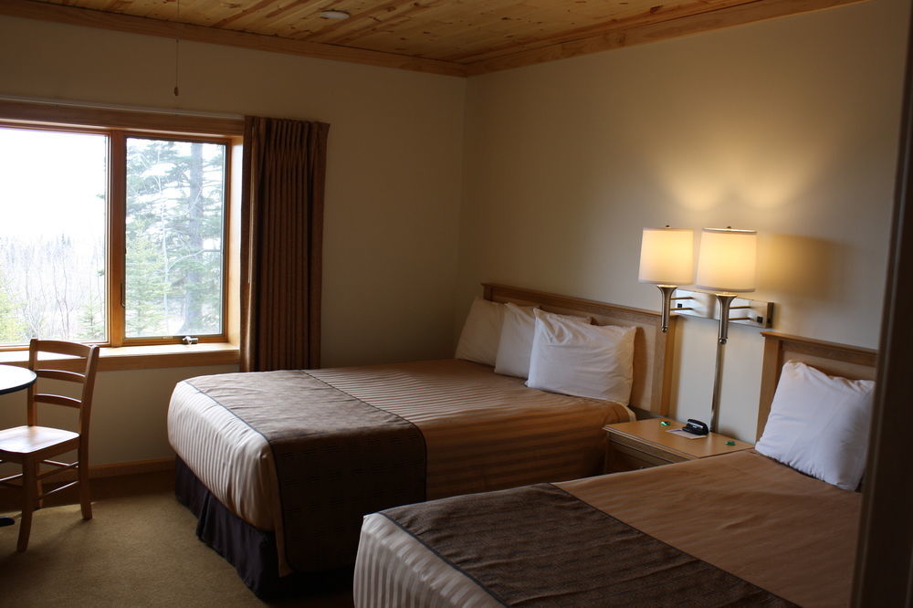Superior Ridge Resort Motel Schroeder Экстерьер фото