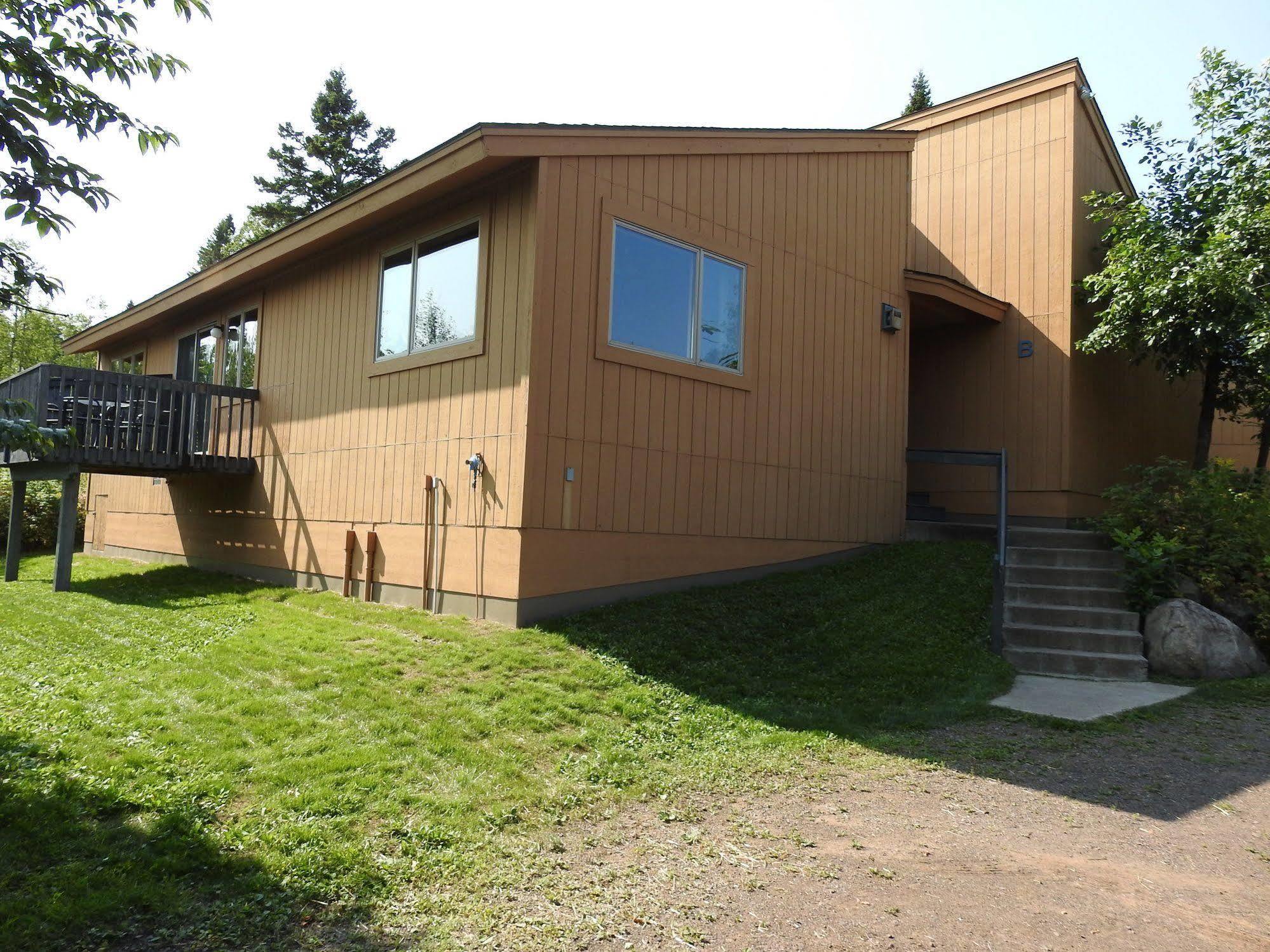 Superior Ridge Resort Motel Schroeder Экстерьер фото