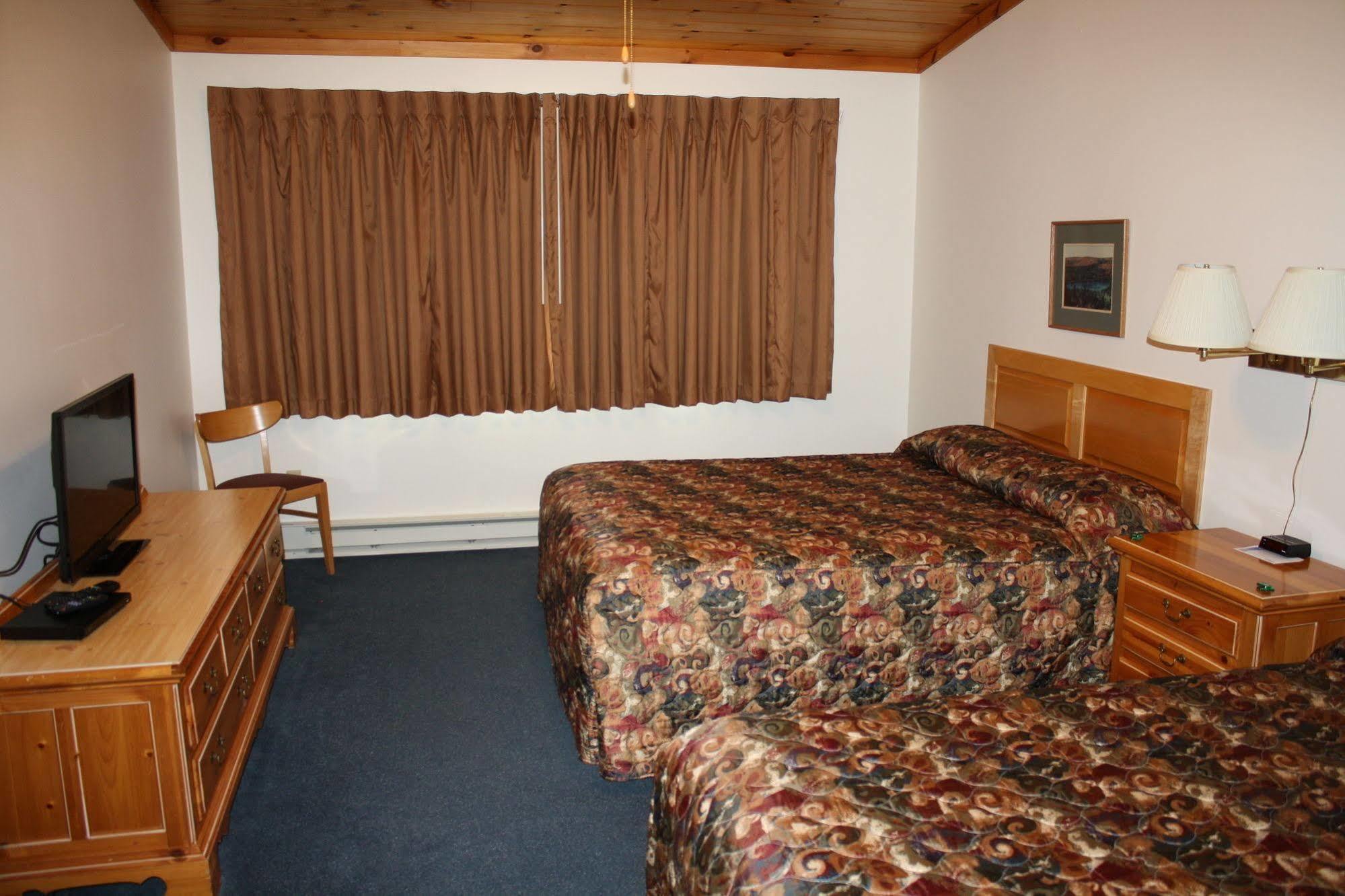Superior Ridge Resort Motel Schroeder Экстерьер фото