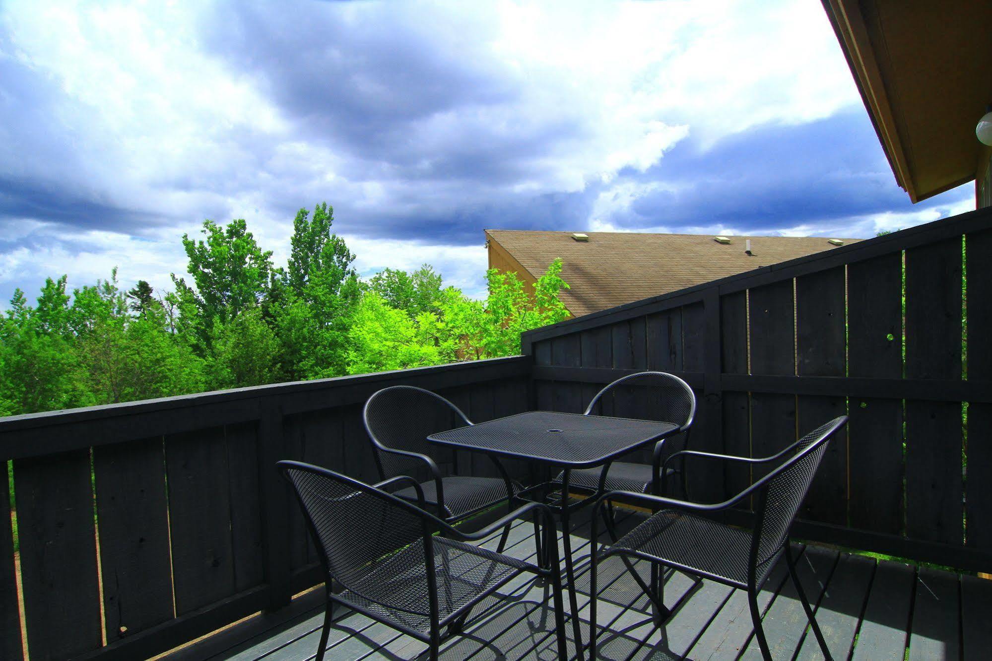 Superior Ridge Resort Motel Schroeder Экстерьер фото